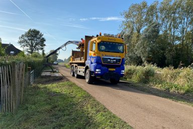 Leggen draglineplaten project prefab woning